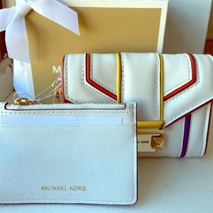 Whitney small chain wallet with card holder